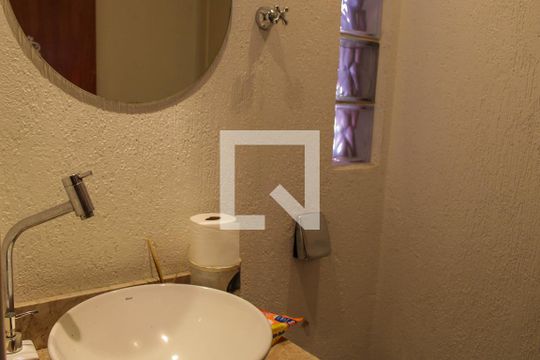Lavabo de casa à venda com 3 quartos, 212m² em Mauá, Novo Hamburgo