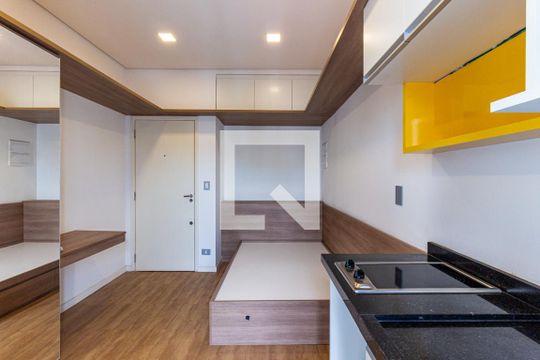 Studio de kitnet/studio para alugar com 1 quarto, 13m² em Campos Elíseos, São Paulo