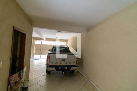 Garagem de casa de condomínio à venda com 3 quartos, 126m² em Vila Santa Teresa (zona Leste), São Paulo