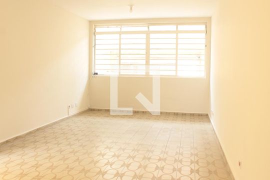 Sala de casa à venda com 4 quartos, 180m² em Vila Sônia, São Paulo