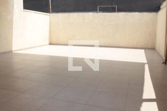 Quintal de casa à venda com 4 quartos, 180m² em Vila Sônia, São Paulo