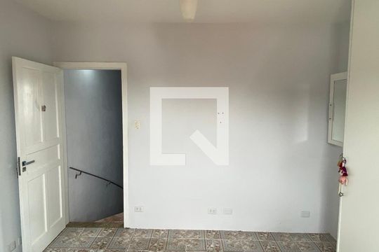 Quarto 1 de casa à venda com 3 quartos, 100m² em Vila Babilônia, São Paulo