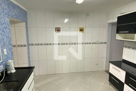 Cozinha de casa à venda com 3 quartos, 100m² em Vila Babilônia, São Paulo