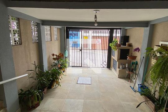 Garagem de casa à venda com 3 quartos, 100m² em Vila Babilônia, São Paulo