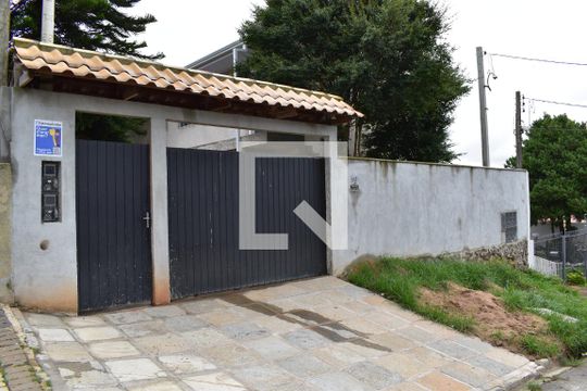 Fachada do condomínio de kitnet/studio para alugar com 1 quarto, 35m² em Pilarzinho, Curitiba