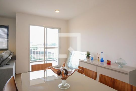 Sala de apartamento para alugar com 2 quartos, 68m² em Cerâmica, São Caetano do Sul