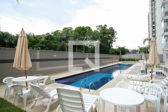 Piscina de apartamento para alugar com 2 quartos, 68m² em Cerâmica, São Caetano do Sul
