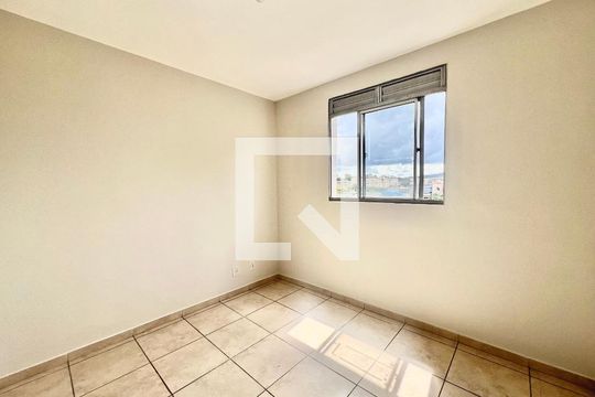 Quarto 2 de apartamento à venda com 2 quartos, 45m² em Kennedy, Contagem