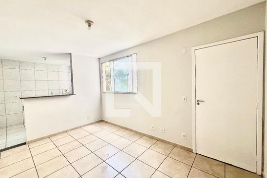 Sala de apartamento à venda com 2 quartos, 45m² em Kennedy, Contagem