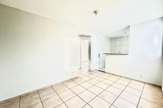 Sala de apartamento à venda com 2 quartos, 45m² em Kennedy, Contagem