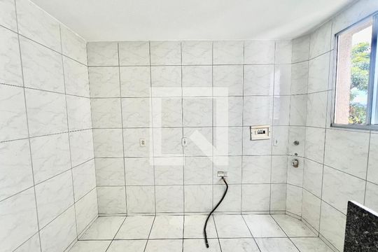 Cozinha de apartamento à venda com 2 quartos, 45m² em Kennedy, Contagem