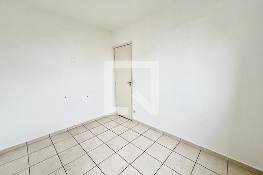 Quarto 1 de apartamento para alugar com 2 quartos, 45m² em Cabral, Contagem