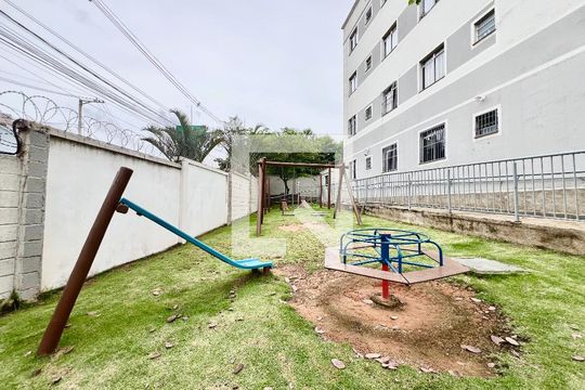 Área comum de apartamento para alugar com 2 quartos, 45m² em Cabral, Contagem