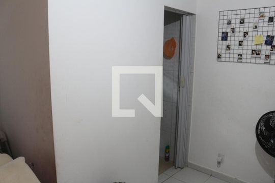 Quarto de casa para alugar com 1 quarto, 28m² em Santo Antônio, São Caetano do Sul