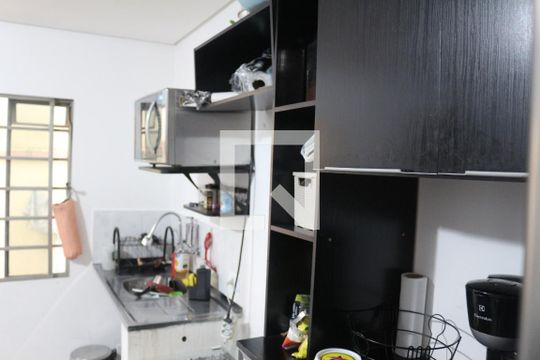 Cozinha de casa para alugar com 1 quarto, 28m² em Santo Antônio, São Caetano do Sul