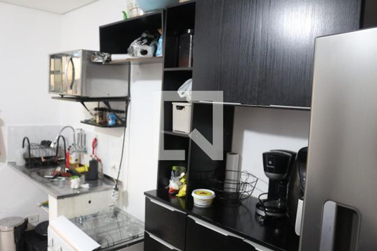 Cozinha de casa para alugar com 1 quarto, 28m² em Santo Antônio, São Caetano do Sul