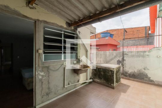 Área Externa de casa à venda com 3 quartos, 250m² em Jardim Adriana, Guarulhos