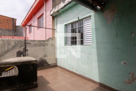 Área Externa de casa à venda com 3 quartos, 250m² em Jardim Adriana, Guarulhos