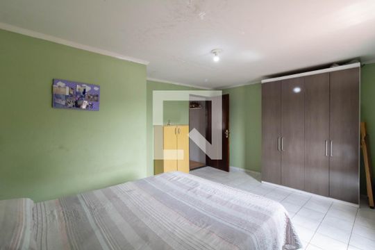 Suíte de casa à venda com 3 quartos, 250m² em Jardim Adriana, Guarulhos