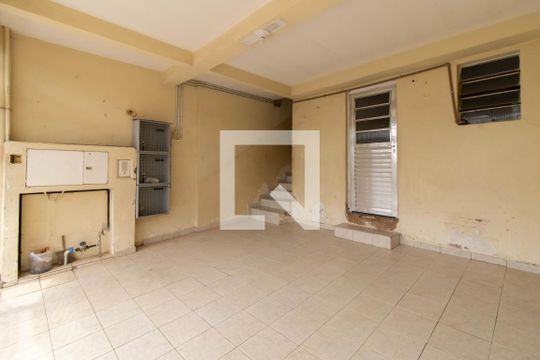 Garagem de casa à venda com 3 quartos, 250m² em Jardim Adriana, Guarulhos