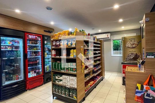 Área comum  de apartamento para alugar com 1 quarto, 50m² em Vila Andrade, São Paulo