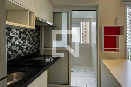 Cozinha  de apartamento para alugar com 1 quarto, 50m² em Vila Andrade, São Paulo