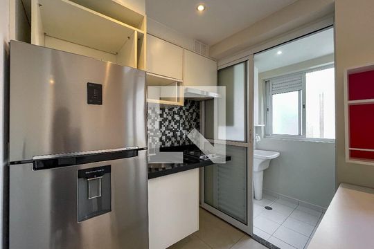 Cozinha  de apartamento para alugar com 1 quarto, 50m² em Vila Andrade, São Paulo