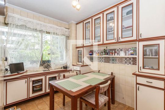 Cozinha de apartamento à venda com 3 quartos, 189m² em Aclimação, São Paulo