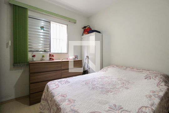Quarto 1 de casa à venda com 3 quartos, 130m² em Vila Diva (zona Leste), São Paulo