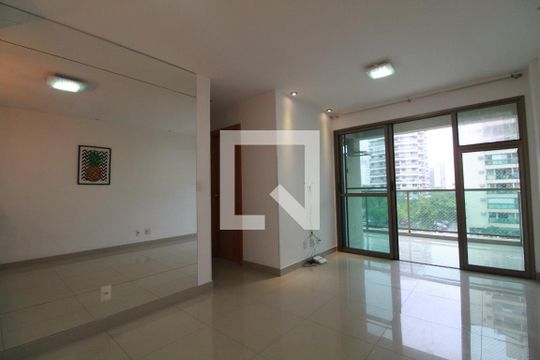 Apartamento à venda com 3 quartos, 80m² em Jacarepaguá, Rio de Janeiro