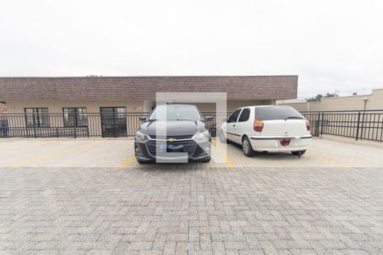 Garagem de apartamento para alugar com 2 quartos, 45m² em Pedro Moro, São José dos Pinhais