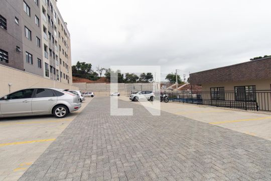 Área externa de apartamento para alugar com 2 quartos, 45m² em Pedro Moro, São José dos Pinhais