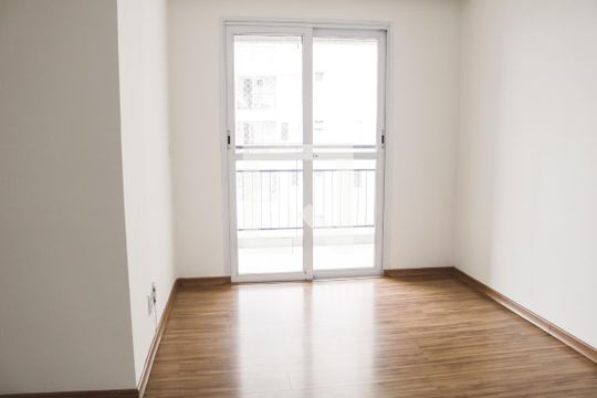 Apartamento à venda com 2 quartos, 52m² em Parque Maria Domitila, São Paulo