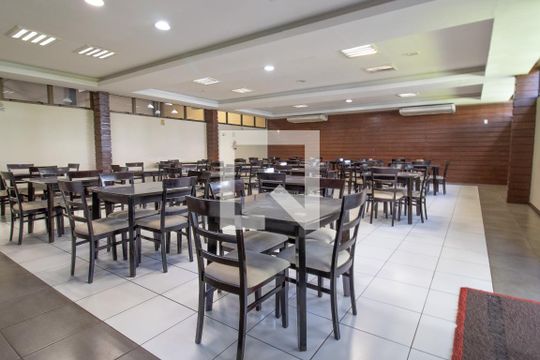 Área comum - Salão de festas de apartamento à venda com 2 quartos, 64m² em Jardim Itu, Porto Alegre