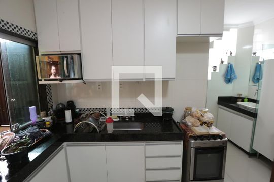 Cozinha de casa à venda com 2 quartos, 100m² em Industrial, Contagem