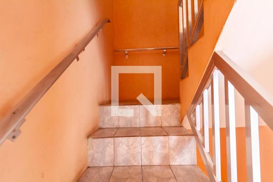 Escada de casa à venda com 3 quartos, 160m² em Jardim Trieste, São Bernardo do Campo