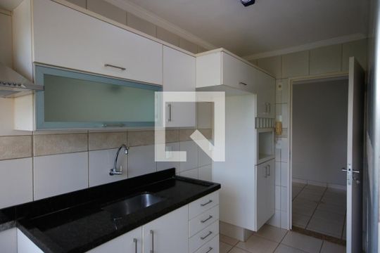 Cozinha de apartamento para alugar com 2 quartos, 69m² em Jardim Anhangüera, Ribeirão Preto