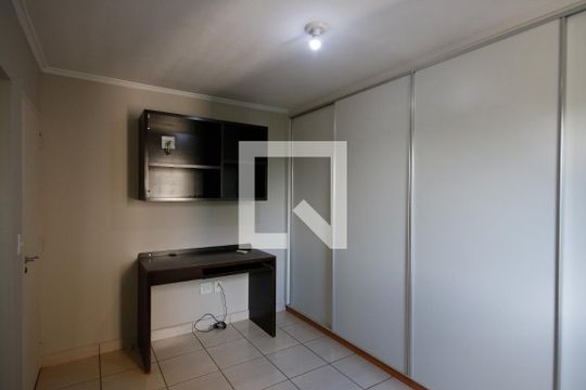 Suíte de apartamento para alugar com 2 quartos, 69m² em Jardim Anhangüera, Ribeirão Preto