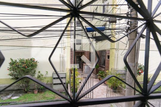 Vista da Cozinha de apartamento para alugar com 1 quarto, 50m² em Parada de Lucas, Rio de Janeiro
