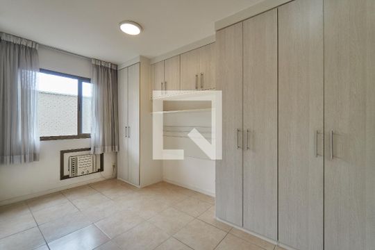 Quarto Suite de apartamento para alugar com 2 quartos, 67m² em Vila Isabel, Rio de Janeiro