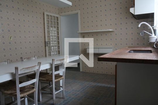 Cozinha de casa à venda com 3 quartos, 200m² em Jardim Avelino, São Paulo