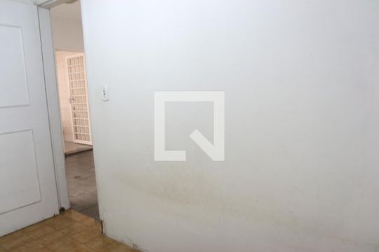 Quarto de Serviço de casa à venda com 3 quartos, 200m² em Jardim Avelino, São Paulo