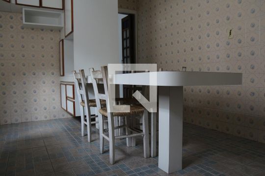 Cozinha de casa à venda com 3 quartos, 200m² em Jardim Avelino, São Paulo