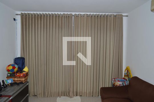 Sala de casa à venda com 3 quartos, 136m² em Vila Mariana, São Paulo