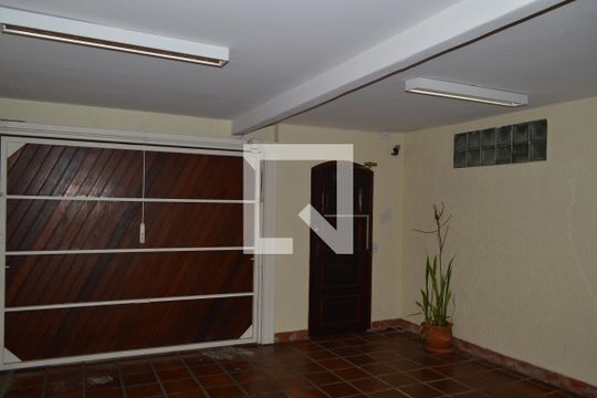 Garagem de casa à venda com 3 quartos, 136m² em Vila Mariana, São Paulo