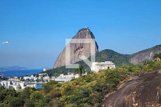 Vista de casa de condomínio à venda com 1 quarto, 76m² em Flamengo, Rio de Janeiro