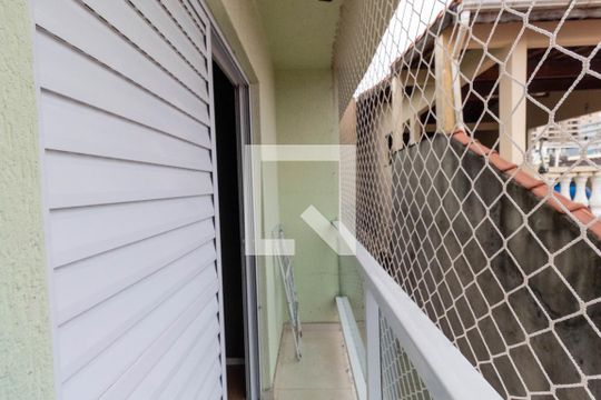 Varanda de casa de condomínio para alugar com 2 quartos, 105m² em Vila Talarico, São Paulo