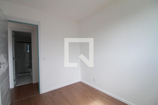 Quarto 1 de apartamento para alugar com 2 quartos, 55m² em Jacarepaguá, Rio de Janeiro