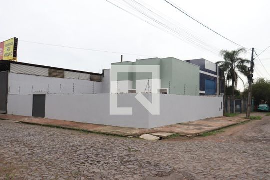 Fachada de kitnet/studio para alugar com 1 quarto, 35m² em Santos Dumont, São Leopoldo