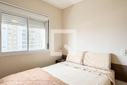 Quarto 1 de apartamento à venda com 2 quartos, 84m² em São Geraldo, Porto Alegre